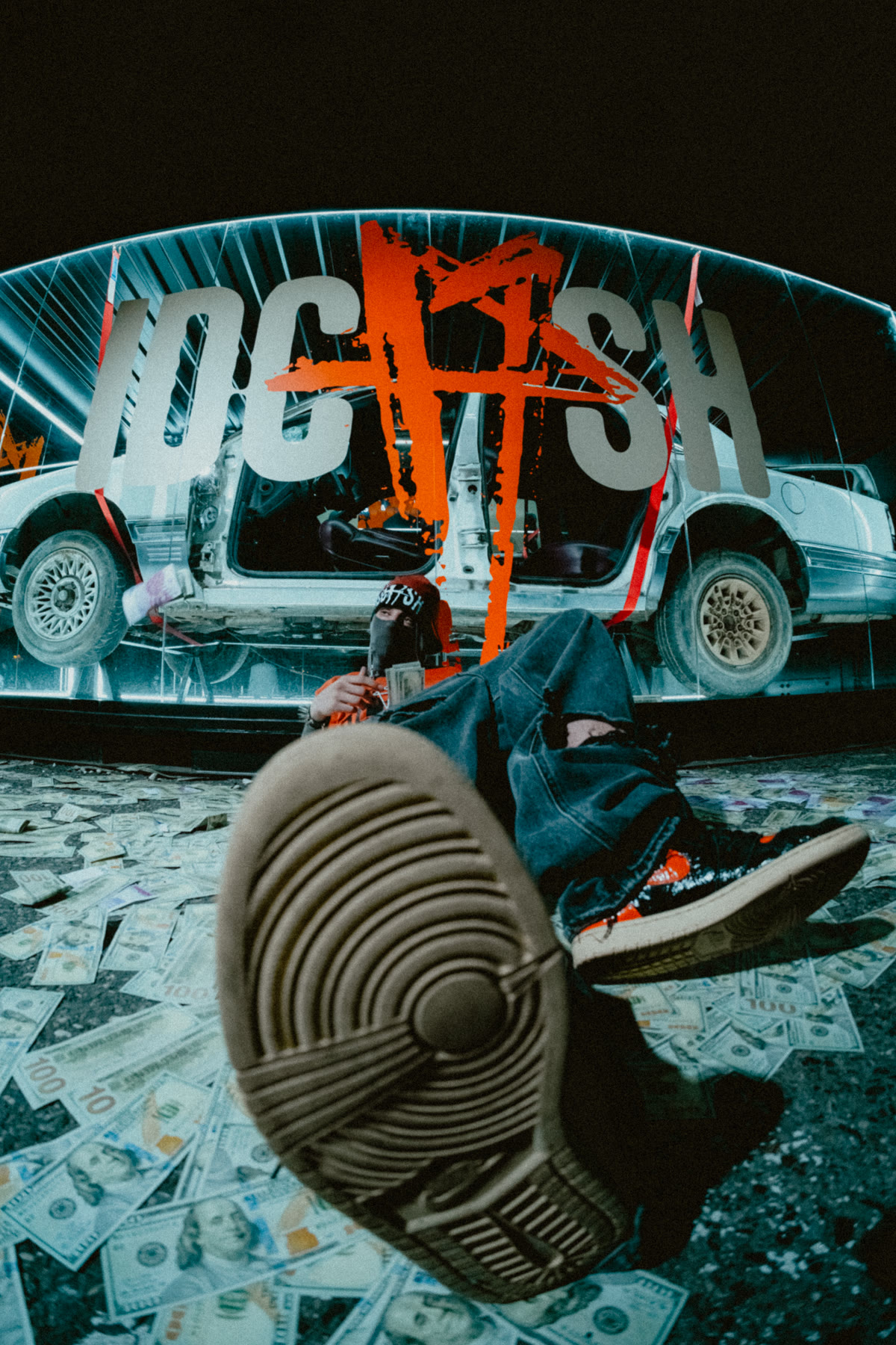 IDK în decorul IDCASH, fotografiat de jos